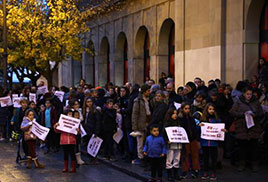 Nueva protesta contra la jornada partida en los centros escolares navarros