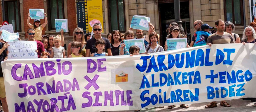 «Familien botoak ez du loteslea izateari uzten eskola-jardunaldia aldatzeko»